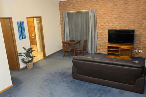 Best Western Coastal Waters Motor Inn - Hervey Bay Accommodation 3