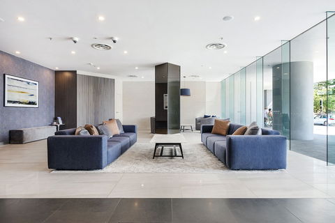 ULTIQA Air On Broadbeach - Byron Bay Accommodation 6