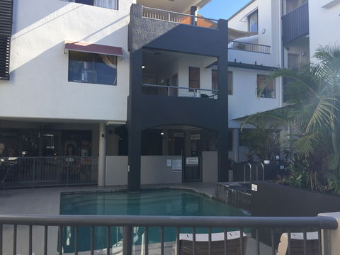 Coolum Beach Resort - Victoria Tourism 1