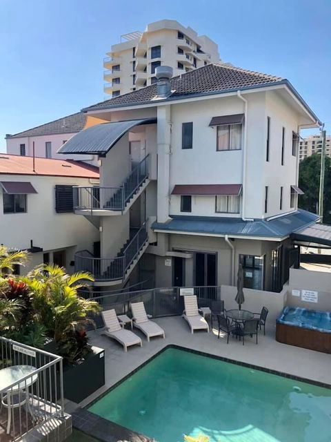 Coolum Beach Resort - Victoria Tourism 0