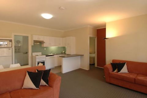McLaren Vale Motel & Apartments - Accommodation Directory 0