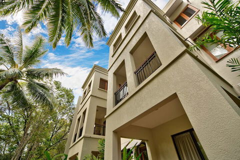 The Mediterranean Port Douglas - Accommodation Newcastle 5