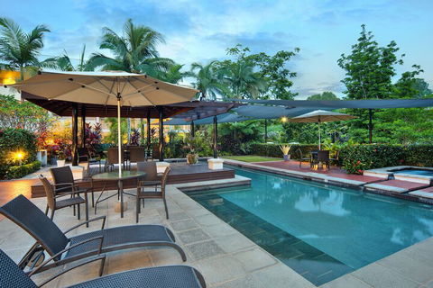 The Mediterranean Port Douglas - Accommodation Newcastle 3