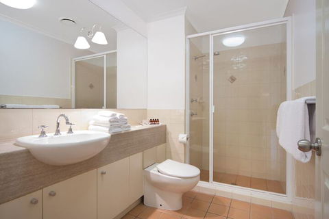 The Mediterranean Port Douglas - Accommodation Newcastle 7