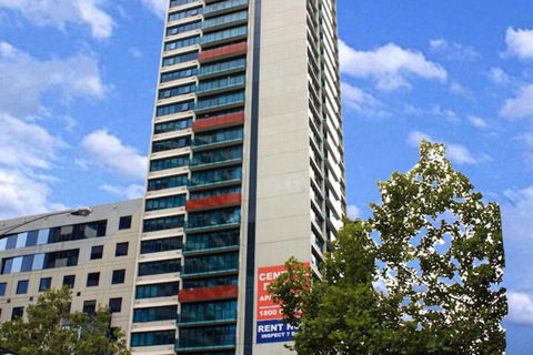 City Tempo Queen St - Sunshine Coast Tourism 1