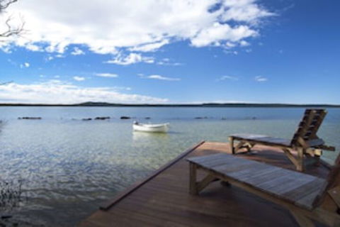 Eumarella Shores Noosa Lake Retreat - WA Accommodation 0
