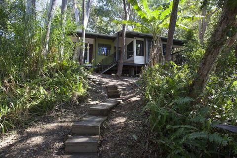 Eumarella Shores Noosa Lake Retreat - WA Accommodation 5