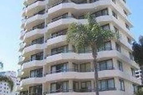 Barbados Holiday Apartments - Accommodation Ballina 2