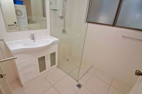 Barbados Holiday Apartments - Accommodation Ballina 7