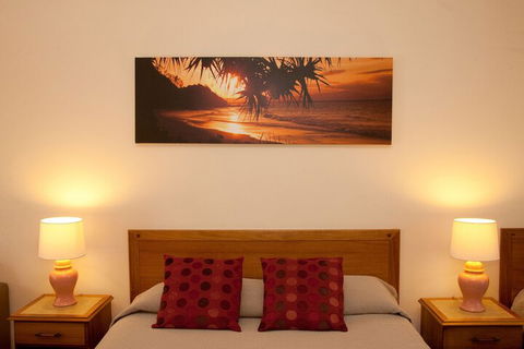 Byron Motor Lodge Motel - Tourism Townsville 4