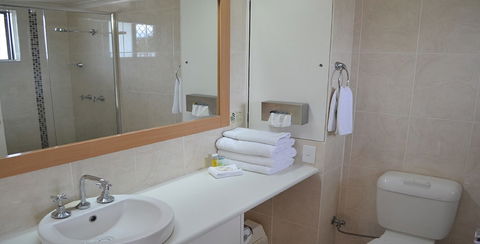 Comfort Inn Grammar View - Byron Bay Accommodation 5