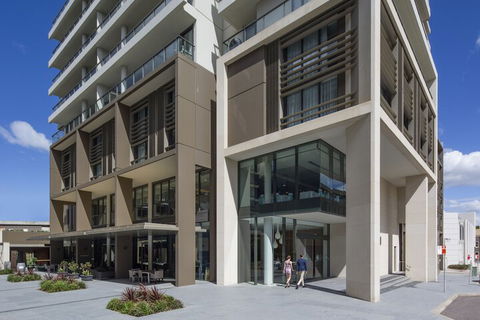 Novotel Newcastle Beach - Holiday Melbourne 3