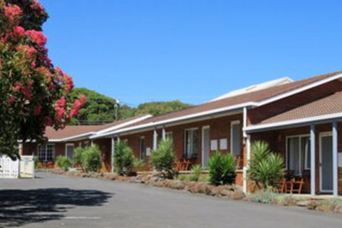 Port Campbell Motor Inn - Accommodation Yamba 0