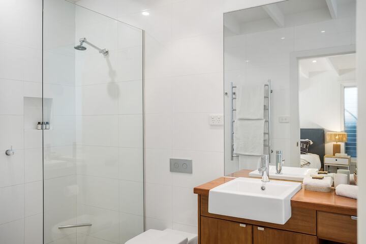 A PERFECT STAY - Allure - thumb 6