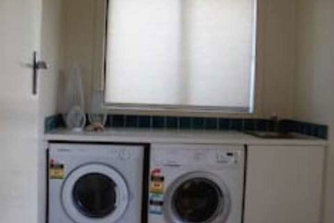 Mi Casa Holiday House - Tourism Townsville 3