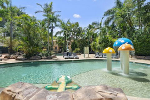 Ashmore Palms Holiday Village - Accommodation Newcastle 0