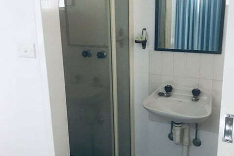 Ocean Breeze Motel - Yamba Accommodation 2