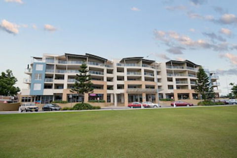 Riverside Holiday Apartments Ballina - Mackay Tourism 0