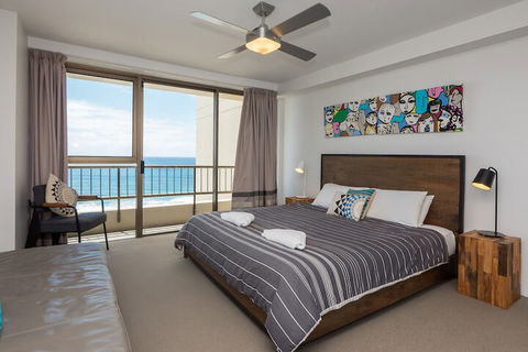 Norfolk Luxury Beachfront Apartments - Tweed Heads Accommodation 5