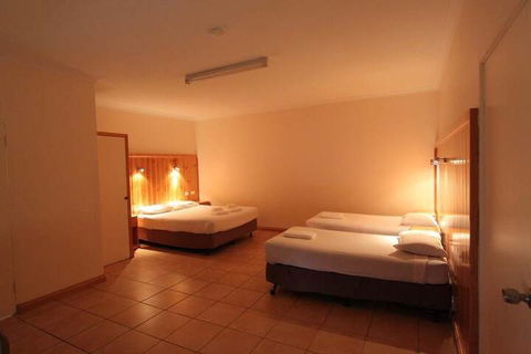 Lazy River Motor Inn - Tourism Gold Coast 7