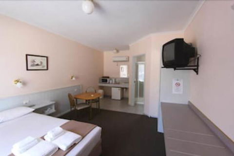 Lazy River Motor Inn - Tourism Gold Coast 6