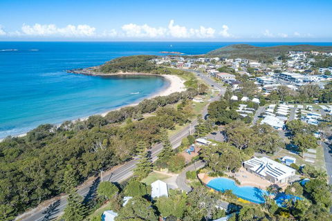 Fingal Bay Holiday Park - Cruises Travel 1
