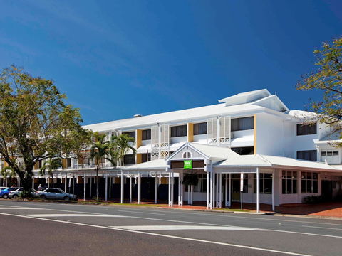Ibis Styles Cairns - Whitsundays Tourism 3