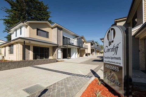 Cardiff Executive Apartments - Hervey Bay Accommodation 4