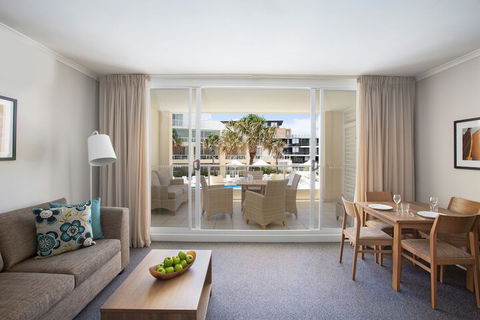 Mantra Ettalong Beach - Accommodation Ballina 6