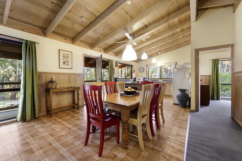 Countrywide Cottages - NT Tourism 7