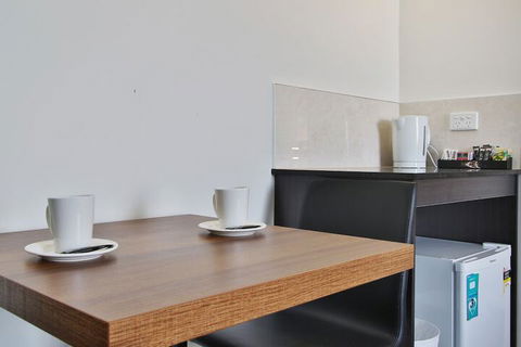 Comfort Inn & Apartments Dandenong - Victoria Tourism 6