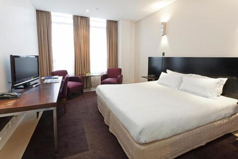 Hotel Causeway - Holiday Melbourne 2