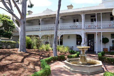Richmond Hill Hotel - Accommodation Australia 2