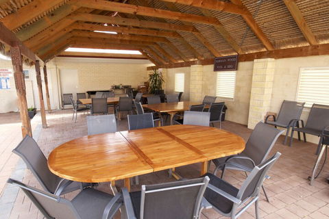Bunbury Apartment Motel - Accommodation Yamba 3
