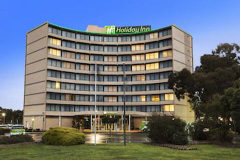 Holiday Inn Melbourne Airport, An IHG Hotel - Wagga Wagga Accommodation 0