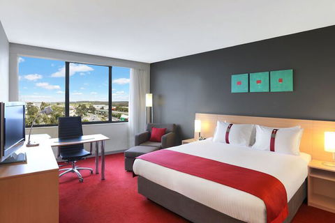 Holiday Inn Melbourne Airport, An IHG Hotel - Wagga Wagga Accommodation 5