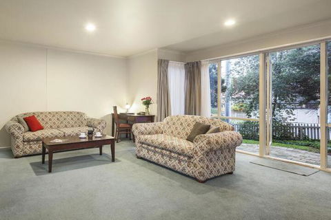 Alphington Serviced Apartments - Accommodation Newcastle 3