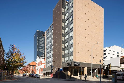 Pensione Hotel Perth - Victoria Tourism 1