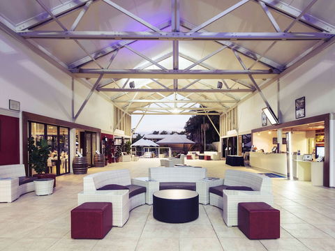 Mercure Townsville - Holiday Melbourne 3