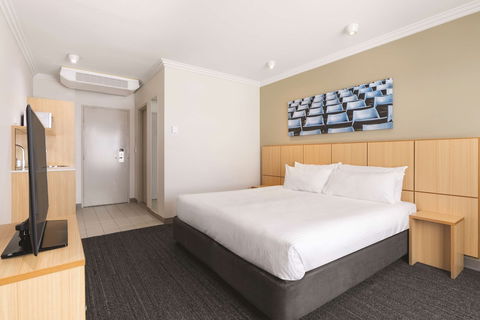 Travelodge Hotel Blacktown Sydney - Victoria Tourism 5