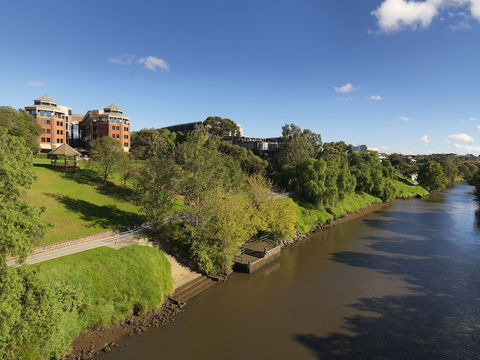 Amora Hotel Riverwalk Melbourne - YWait Travel 0