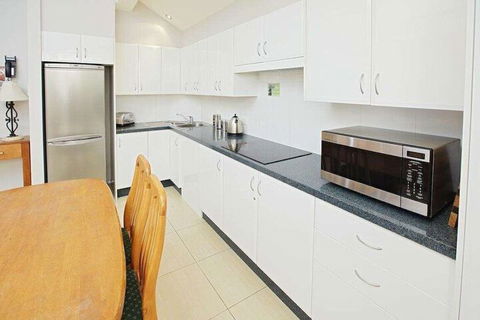 Jesmond Executive Villas - Accommodation Hamilton Island 3