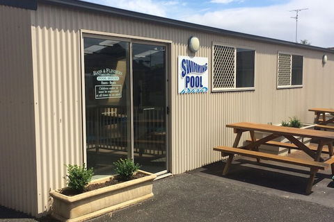 Bass & Flinders Motor Inn - Surfers Gold Coast 2