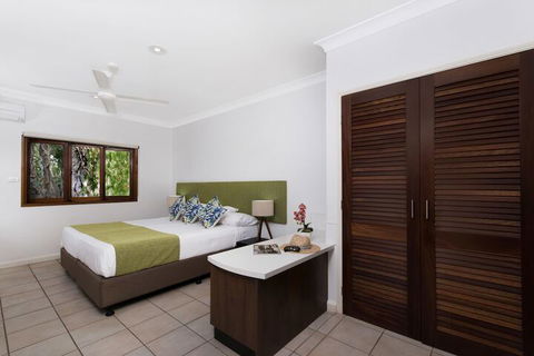 The Reef Retreat - WA Accommodation 7