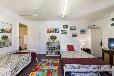 Bundaberg Coral Villa Motor Inn - Accommodation Yamba 4