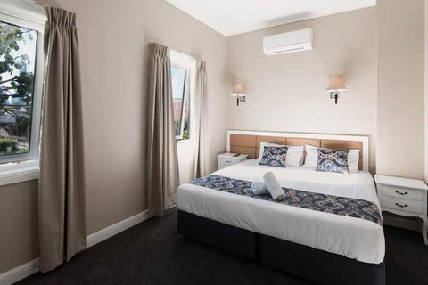 Lily Sands Inn - Cruises Travel 6