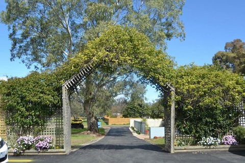 Wattle Motel - Accommodation Sunshine Coast 1