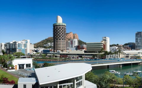 Grand Hotel And Apartments Townsville - Holiday Melbourne 6