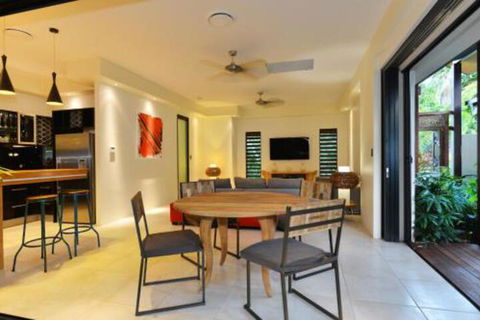 Mana Moana Beachfront Estate Port Douglas - Yamba Accommodation 1