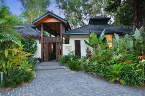 Mana Moana Beachfront Estate Port Douglas - Yamba Accommodation 6